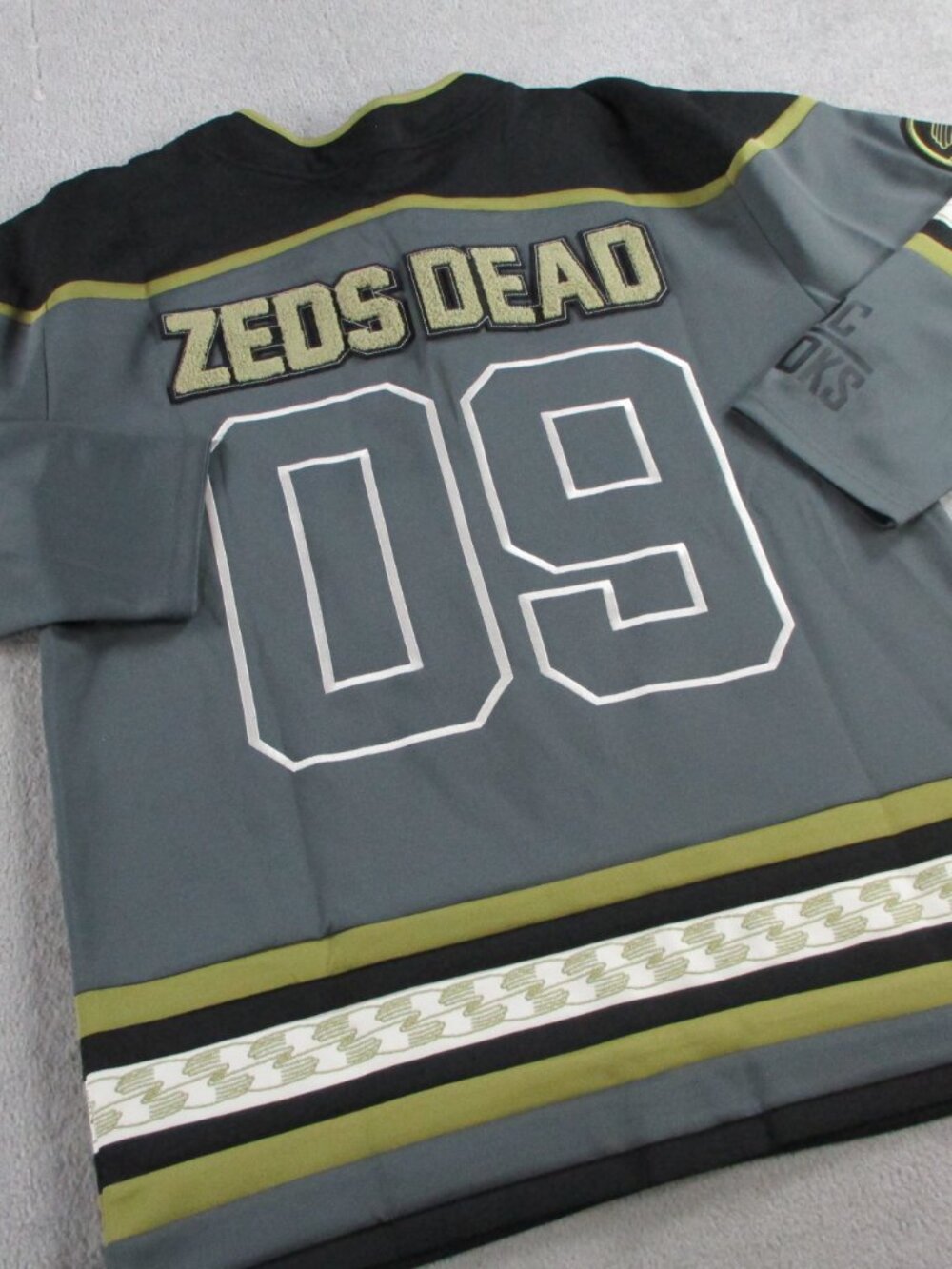 Zeds Dead Royale Charcoal Jersey Mens XL 2025 Hockey Style Streetwear NWOT - Picture 4 of 11